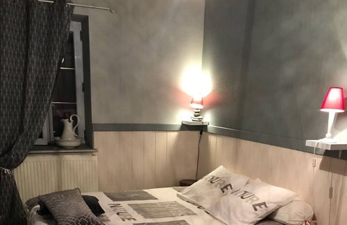 Boussac-Bourg House | Holiday Home 'Les Peyrots' with Private Pool, Private Terrace and Wi-Fi
