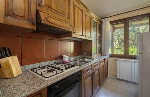 Villacidro House | Holiday Home "Lilliu" with Mountain View, Garden & Air Conditioning