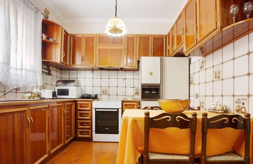 Skinaria House | Holiday Home 'Lions Residence' with Mountain View, Wi-Fi and Air Conditioning