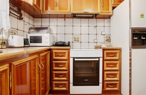 Skinaria House | Holiday Home 'Lions Residence' with Mountain View, Wi-Fi and Air Conditioning