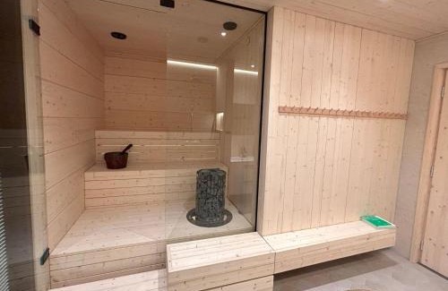 Sirkka House | Holiday Home Loimuilevi b by Interhome