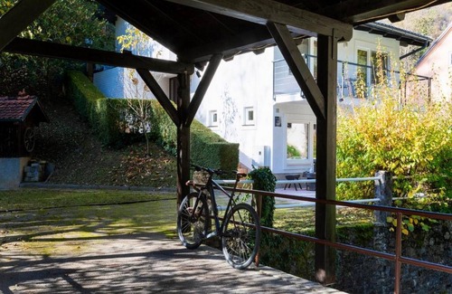 Samobor House | Holiday Home Lupita 1 - Two Bedroom Holiday Home with Terrace and jacuzzi