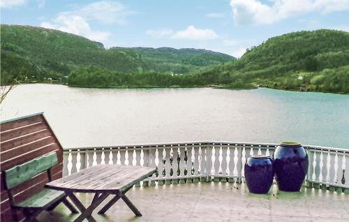 Belland House | Holiday Home Lyngdal Bordvik