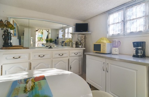 Peille House | Holiday Home 'Maison À Peille' with Sea View, Private Terrace and Wi-Fi