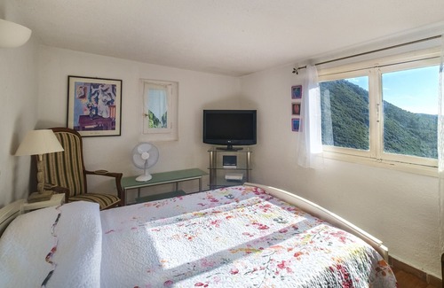 Peille House | Holiday Home 'Maison À Peille' with Sea View, Private Terrace and Wi-Fi