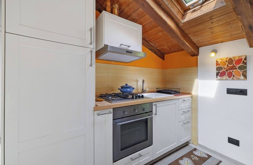 Osiglia House | Holiday Home 'Maison Nature E Relax Zaffiro' with Mountain View, Shared Garden and Wi-Fi