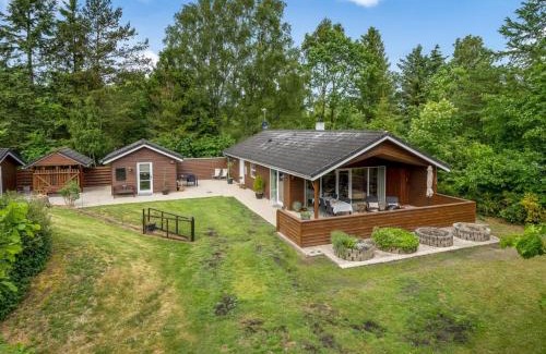 Helberskov Strand House | Holiday Home Mauri - from the sea by Interhome