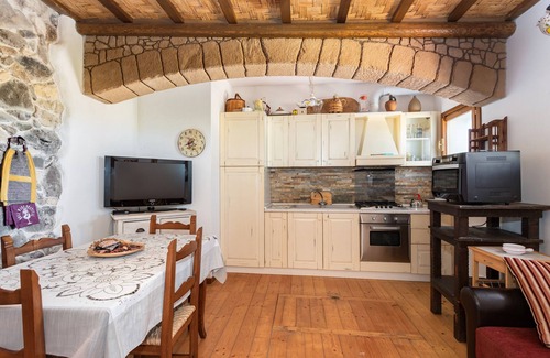 Tresnuraghes House | Holiday Home 'Meravigliosa Terrazza' with Sea View, Wi-Fi and Air Conditioning