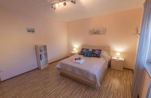 Lovrec Villa | HOLIDAY HOME MIRELA, Makarska - Studenci