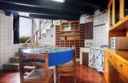 Torres Vedras House | Holiday Home 'Moinho Das Esteveiras' with Sea View, Private Pool and Private Terrace