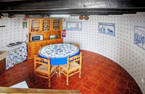 Torres Vedras House | Holiday Home 'Moinho Das Esteveiras' with Sea View, Private Pool and Private Terrace