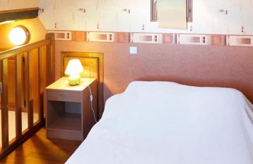 Felzins House | Holiday Home Mouty by Interhome