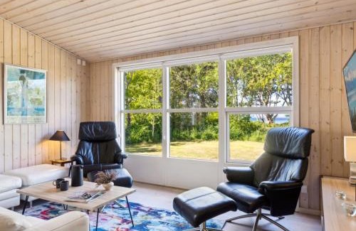 Skodshoved House | Holiday Home Myriam - 50m from the sea by Interhome