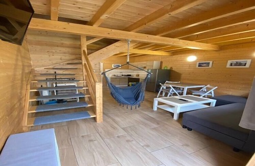 Uniescie House | Holiday Home near Lake Jamno and Beach