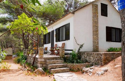 Rogac House | Holiday Home Neli - ISO305 by Interhome