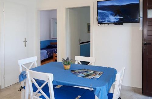 Rogac House | Holiday Home Neli - ISO305 by Interhome