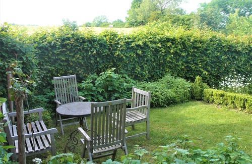 Wohlenberg House | Holiday home north directly on the cliffs with fantastic lake views
