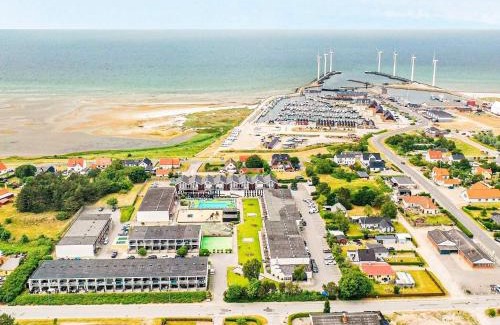 Bønnerup Strand Apartment | Holiday home on a holiday park in Glesborg