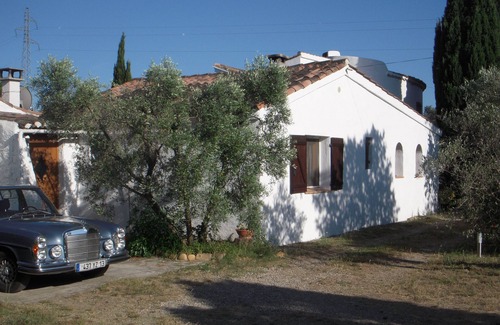 Arles House | Holiday home on a quiet, shady, private property