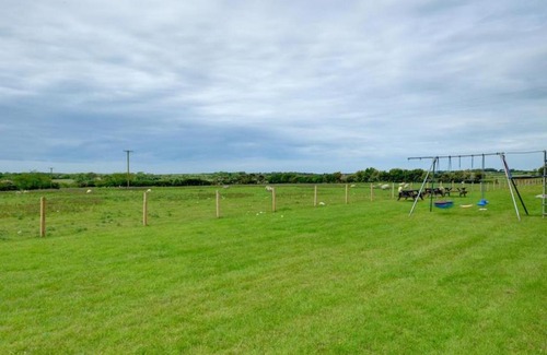 Haverfordwest House | Holiday Home Palmerston Primrose by Interhome