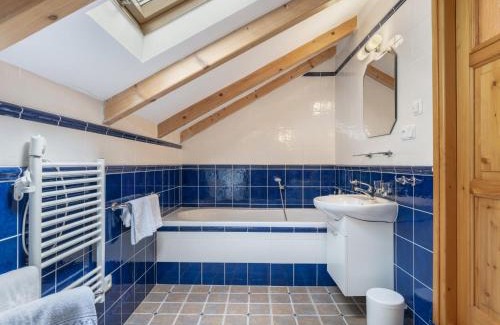 Bechyne House | Holiday Home Parkany 1 by Interhome