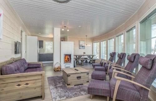 Hirvensalmi House | Holiday Home Paula by Interhome