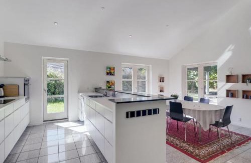Hou House | Holiday Home Ralda - 590m from the sea by Interhome