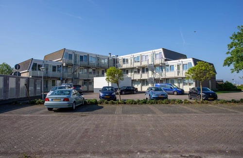 Burgervlotbrug Apartment | Holiday home Residenz Polderblick 10 in Burgerbrug. Suitable for 4 people, 1 bedroom.