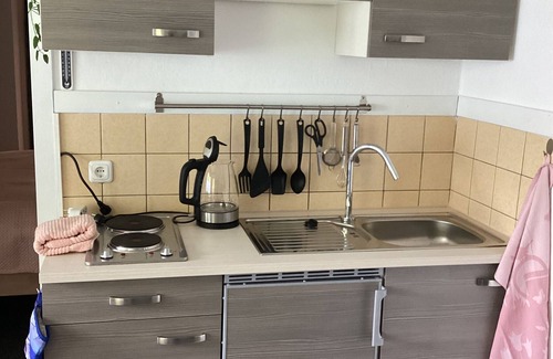 Katzhutte House | Holiday Home 'Rosenberg' with Mountain View, Private Terrace and Wi-Fi