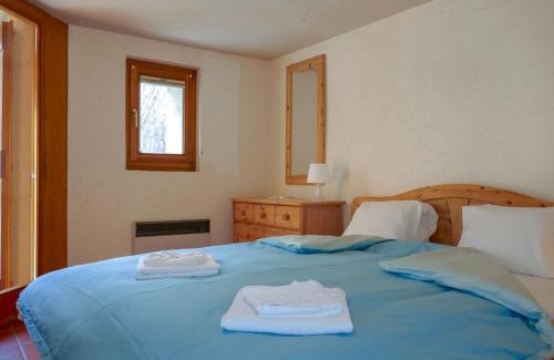 Ponto Valentino House | Holiday Home Rustico al Campett by Interhome