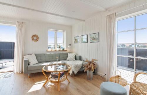 Nr. Lyngby Strand House | Holiday Home Sanni - 225m from the sea by Interhome