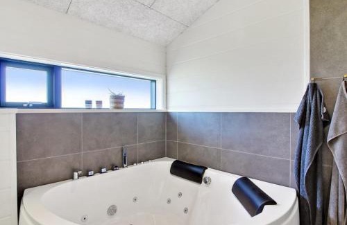 Grønhøj House | Holiday Home Serey - 1-4km from the sea by Interhome