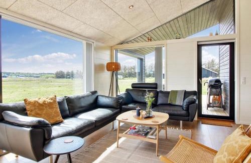 Grønhøj House | Holiday Home Serey - 1-4km from the sea by Interhome