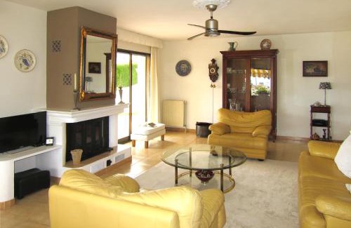 La Colina House | Holiday Home Serra by Interhome