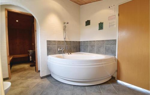 Tørresø House | Holiday Home Slåenvej Otterup Iii