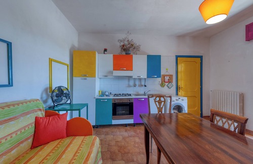 Giorgilorio House | Holiday Home 'Sprocketlandia' with Private Terrace, Shared Garden and Wi-Fi