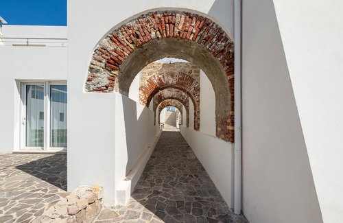 Carloforte House | Holiday Home 'Sul Mare 32' with Sea View, Wi-Fi and Air Conditioning