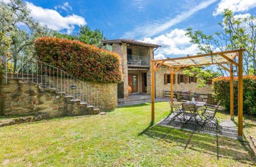 Montevarchi House | Holiday Home Tegliaia by Interhome