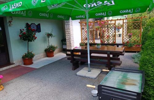 Lic House | Holiday Home TILEMIDA