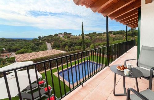 Lloret de Mar House | Holiday Home Toscana by Interhome
