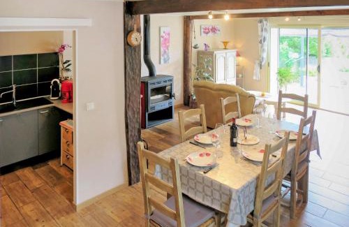Cissac-Medoc House | Holiday Home Tuilières by Interhome