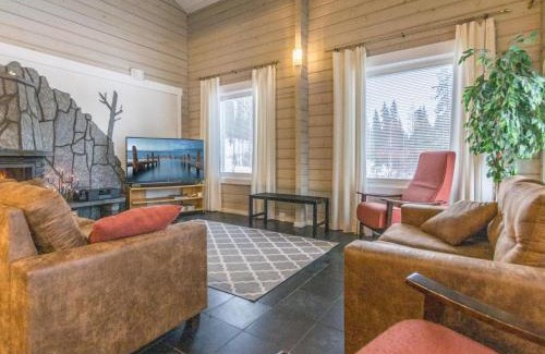 Kehys-Kainuu House | Holiday Home Uulanlinna a- paritalo by Interhome