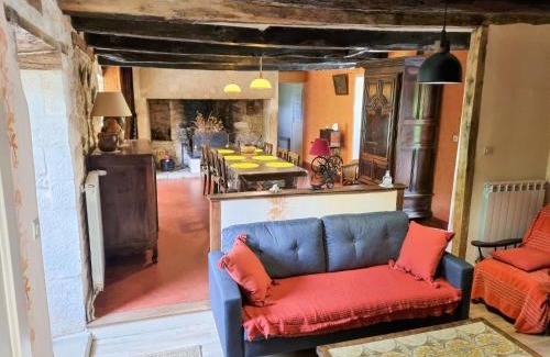 Turenne House | Holiday Home Vielcroze by Interhome
