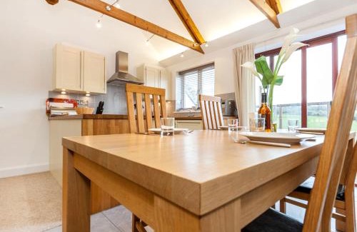 Carnon Downs House | Holiday Home Villa Gallery by Interhome