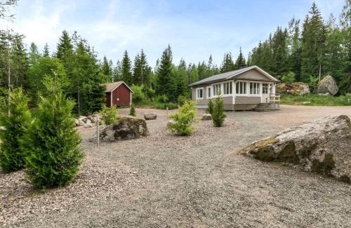 Valkeala House | Holiday Home Villa pihlaja by Interhome