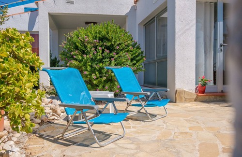 Vinaros House | Holiday home Vistamar 4 with Sea View, Garden & Wi-Fi