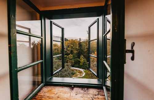 Allhartsberg House | Holiday home Waldjuwel Mostviertel - Hideaway in a country chalet