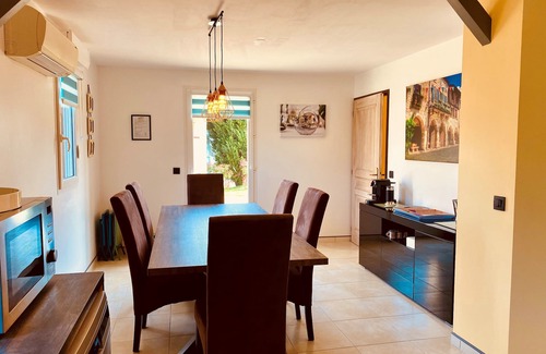 Capdrot House | Holiday Home with 3 Bedrooms, Aircon and Private Heated Pool - 40 Mins Bergerac
