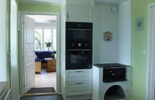 Sodvik House | Holiday home with a beautiful location right next to the sea