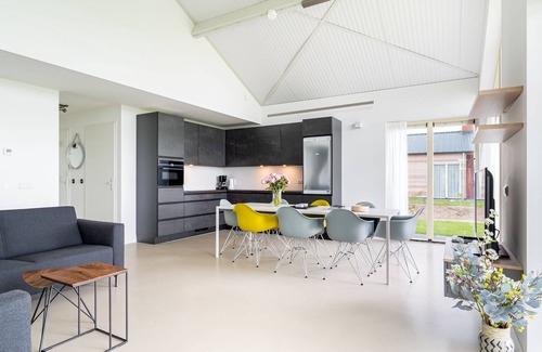 Akkrum House | Holiday home with an unobstructed view
